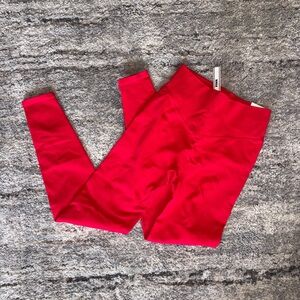 Seamless red leggings